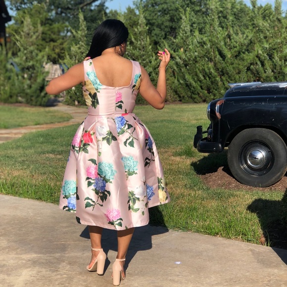 Floral midi dress with pockets - Picture 5 of 8